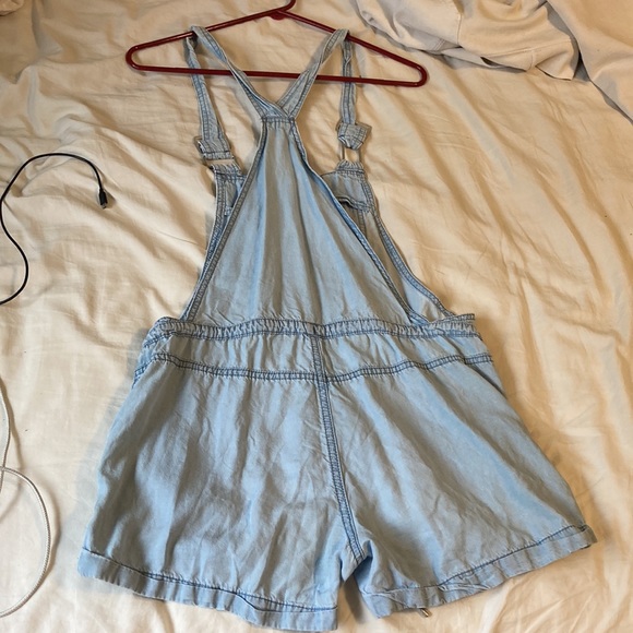 2/$15 Garage Overalls Shorts - Picture 10 of 13